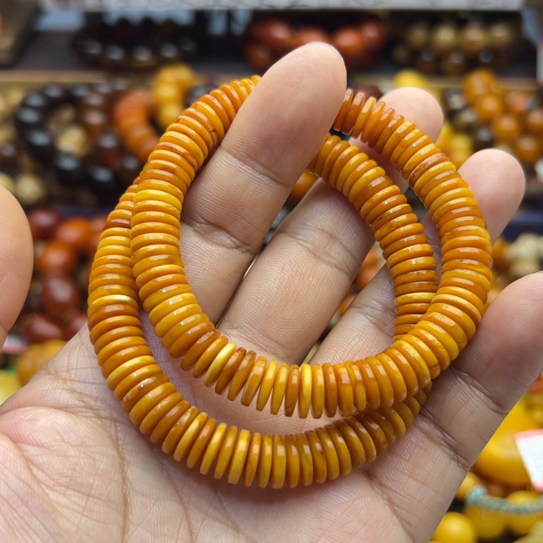 琥珀珠宝奇石未镶嵌多样性发其一