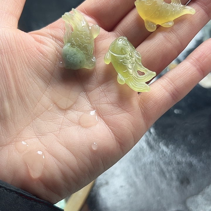 蛇纹石玉未镶嵌吊坠(赠链)