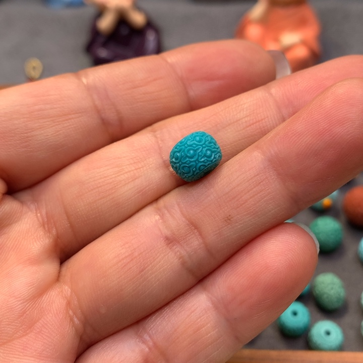 绿松石颈饰未镶嵌