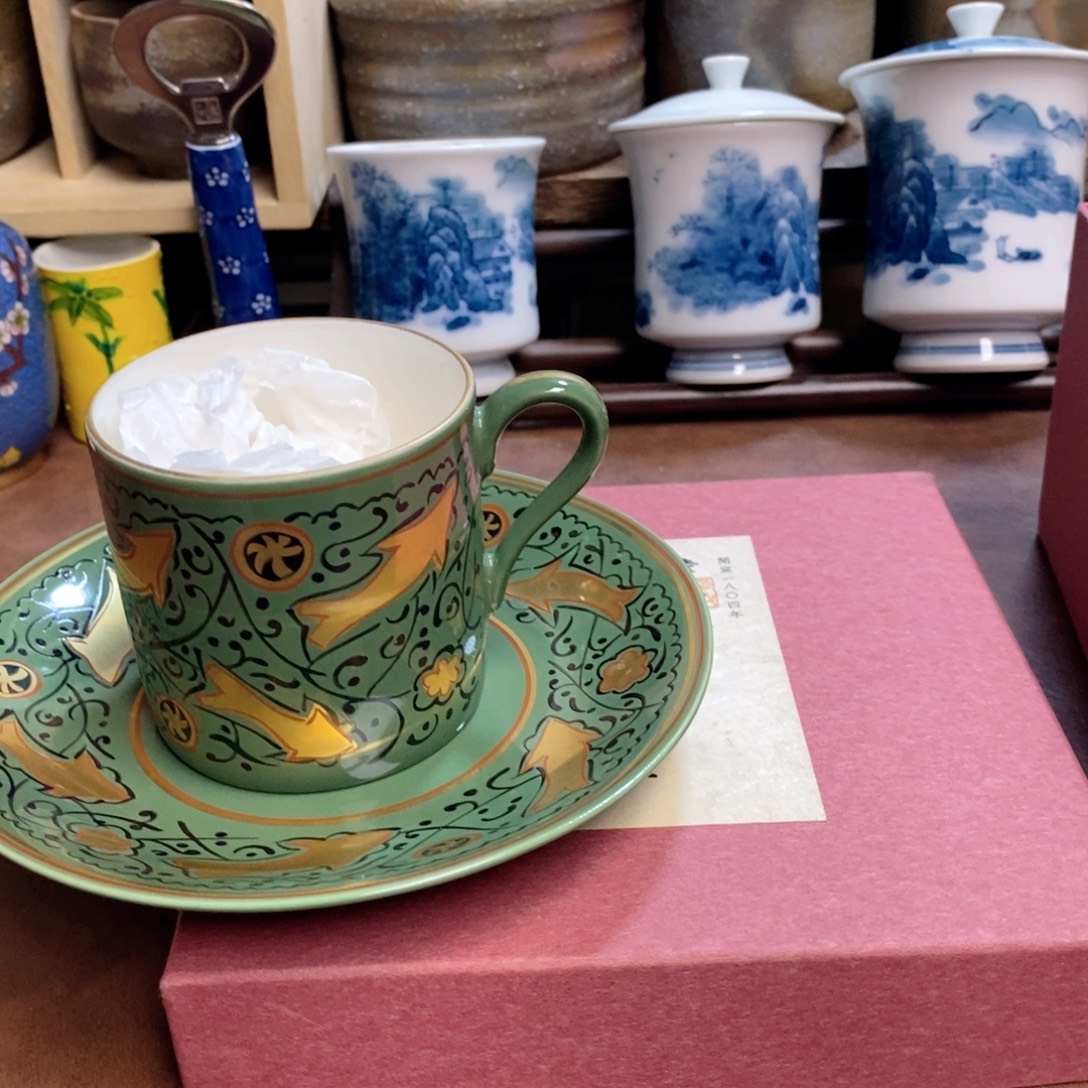 瓷片片片片片片片片片片片