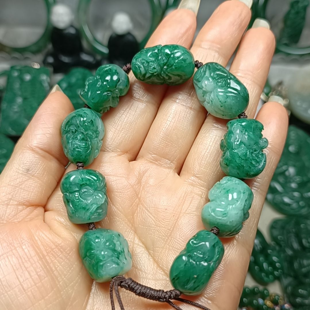 独山玉未镶嵌十八罗汉