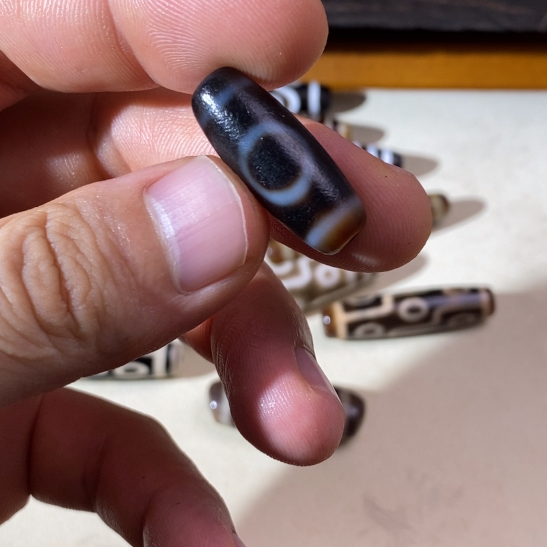 未镶嵌颈饰玛瑙/玉髓一眼天地