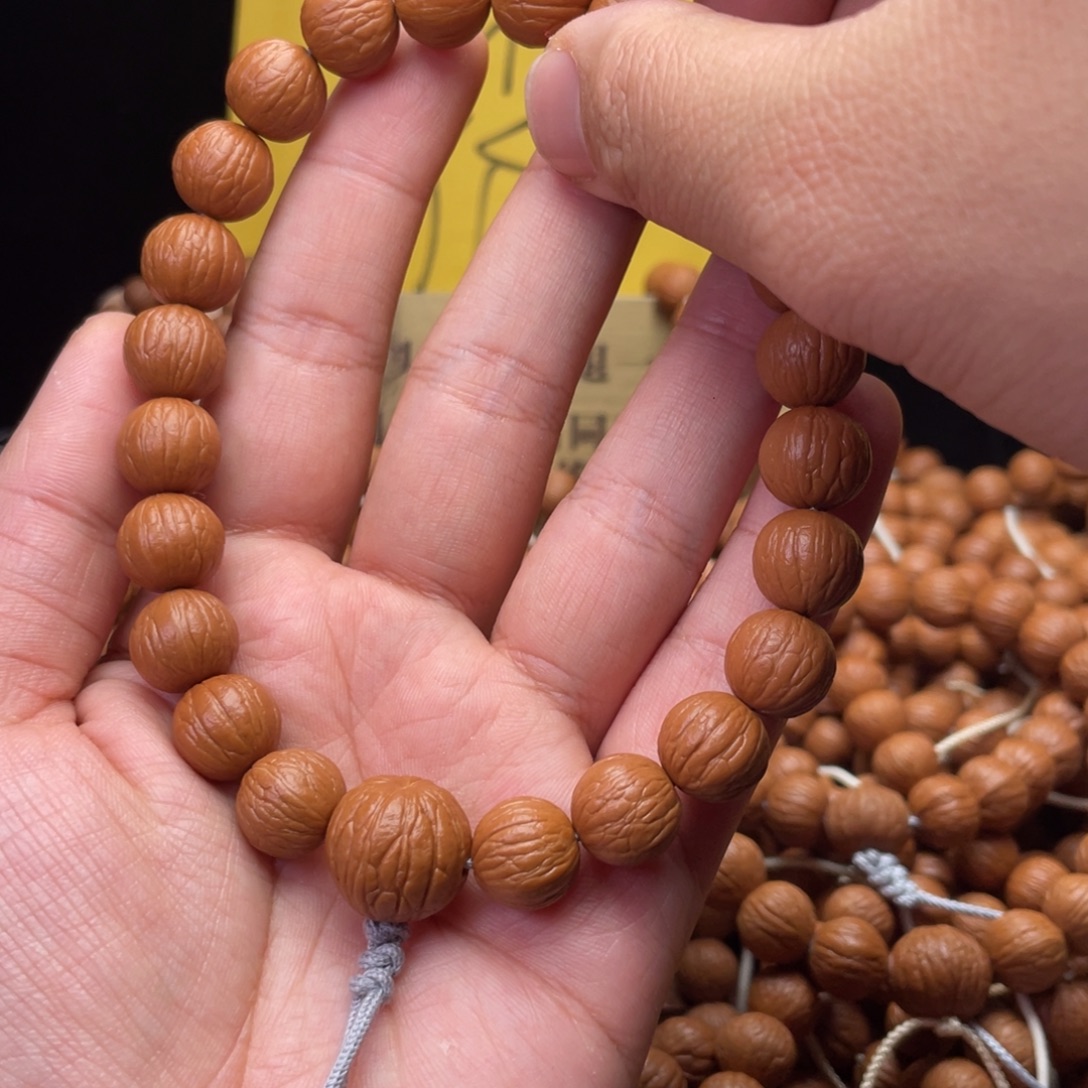 C***o手串猴头核桃聚宝盆12大