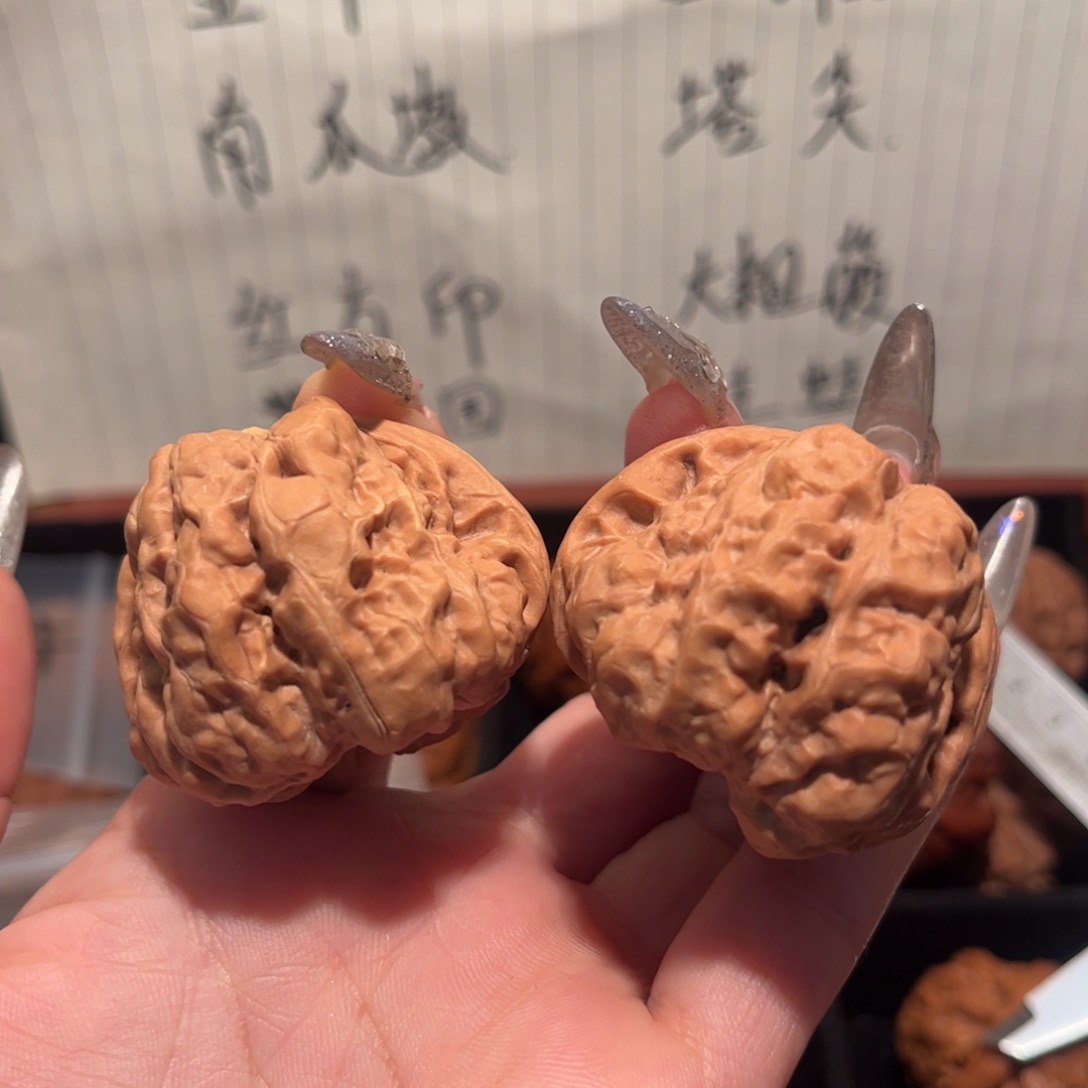 黑***发桃核吊坠蛙蛙文玩
