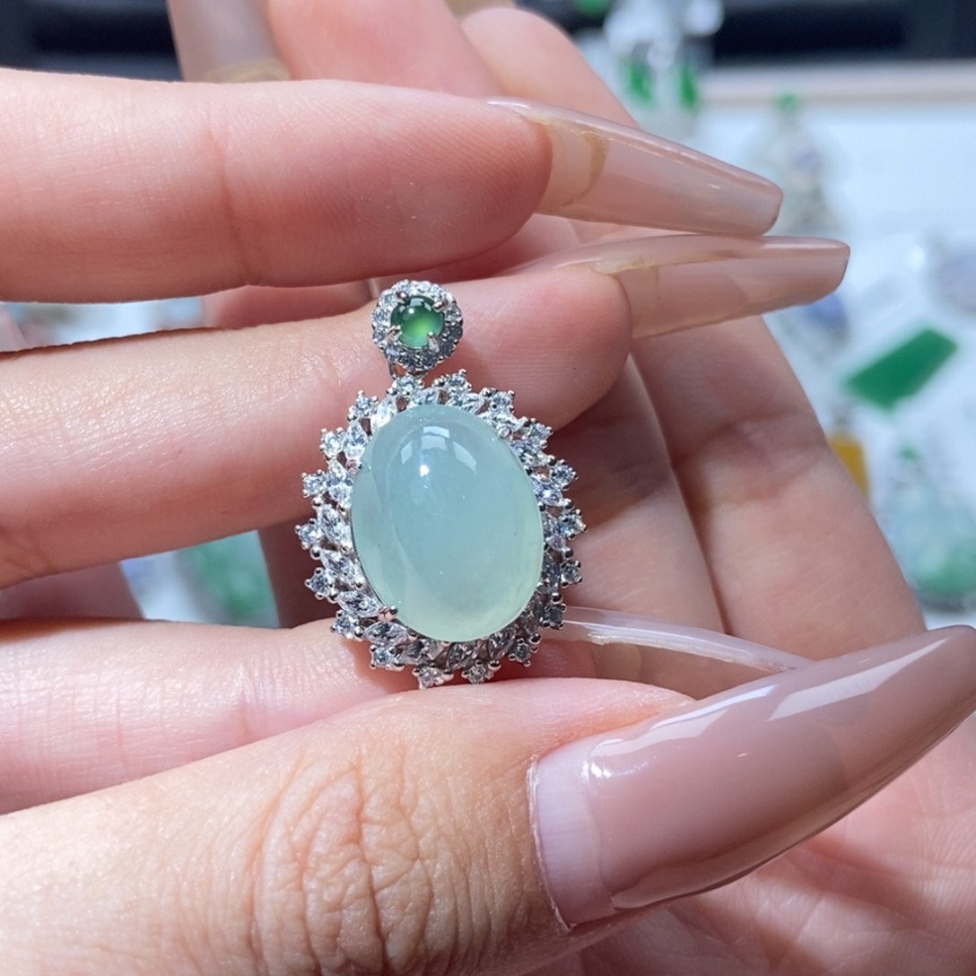 翡翠银S925镶嵌颈饰纯天然缅甸翡翠a货晴底吊坠