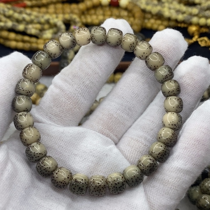 【闪购商品】星月菩提手串原生态石玉料