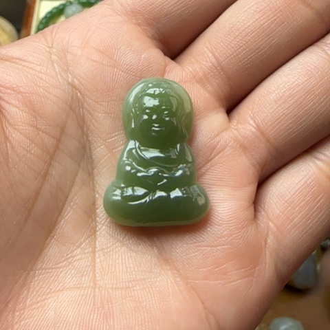 和田玉（碧玉）颈饰未镶嵌定制