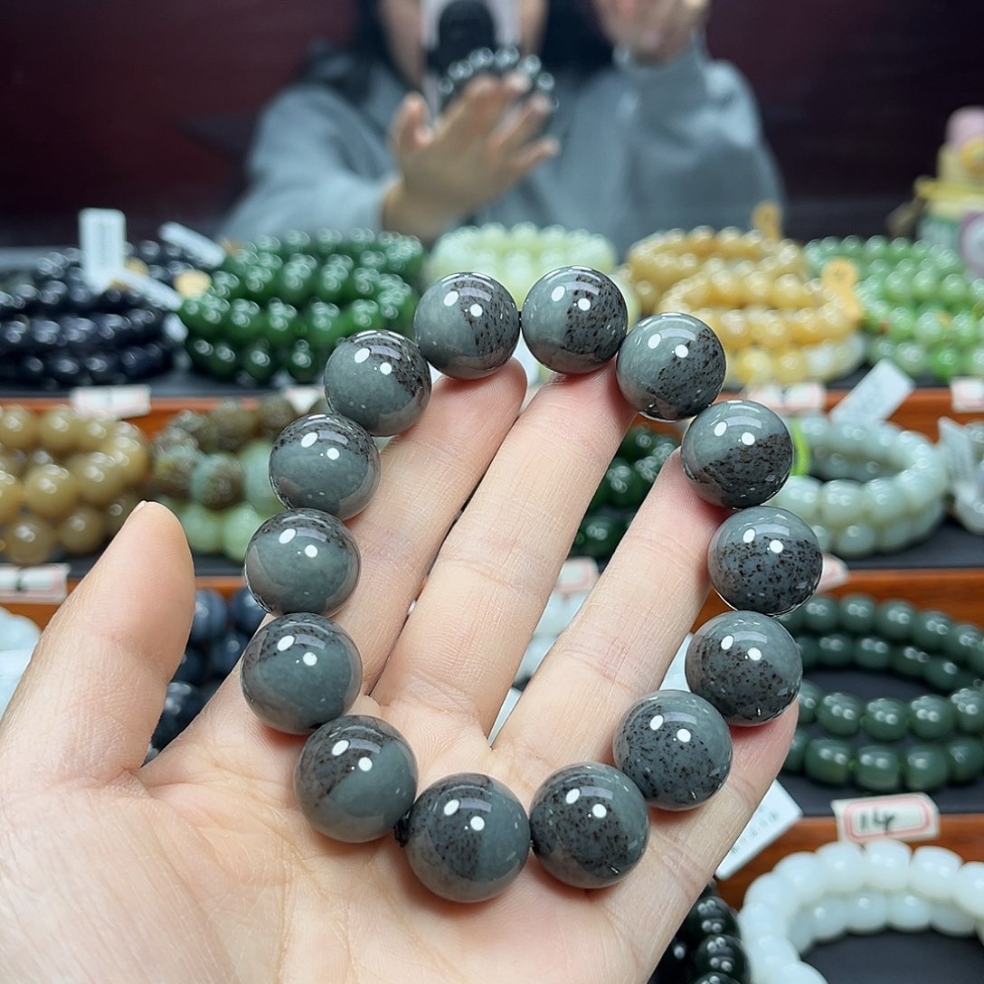 和田玉未镶嵌手链