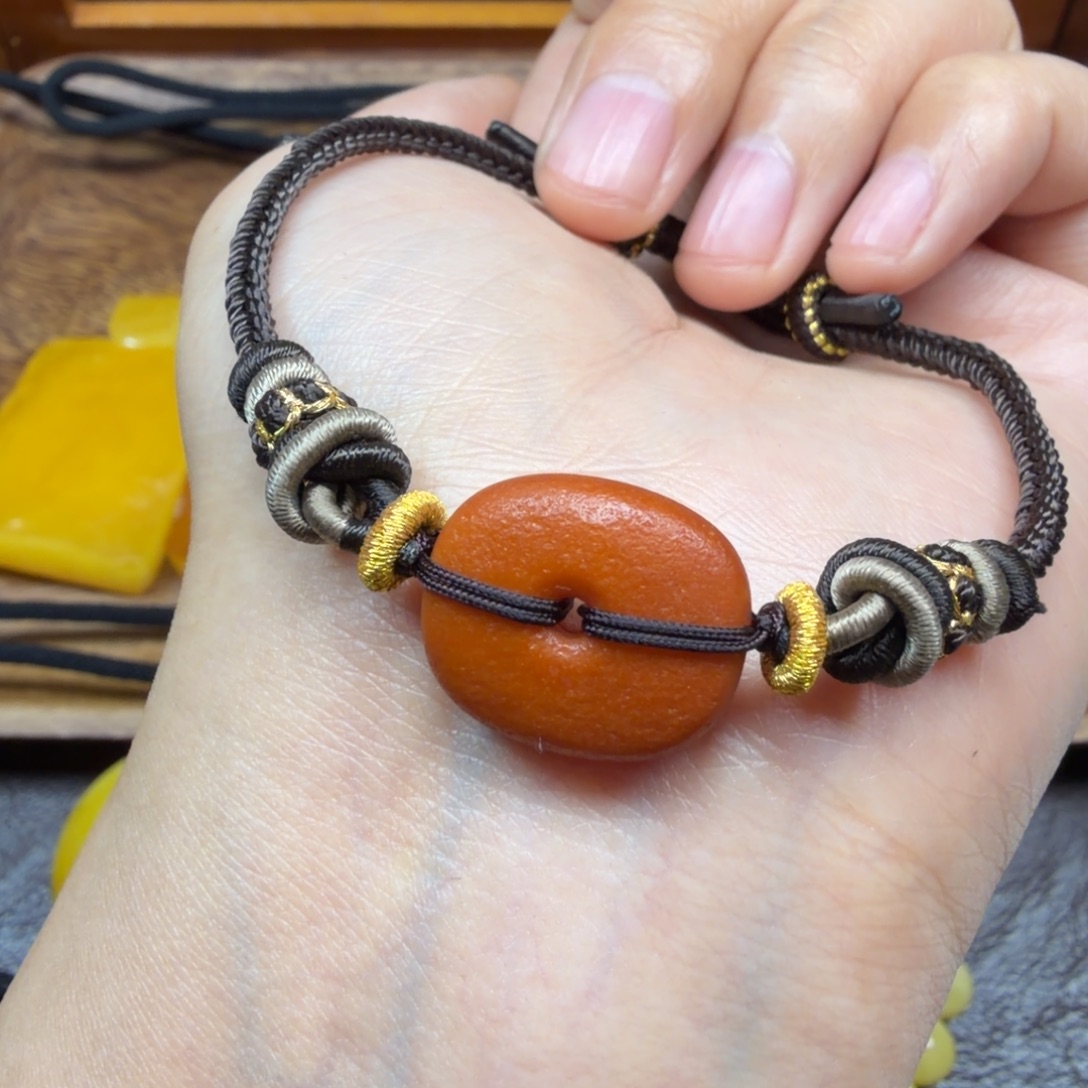 琥珀未镶嵌手绳33333