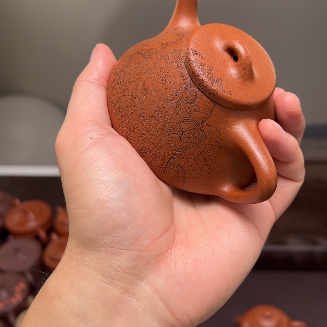 菡***儿紫砂茶壶宜兴紫砂壶的制作