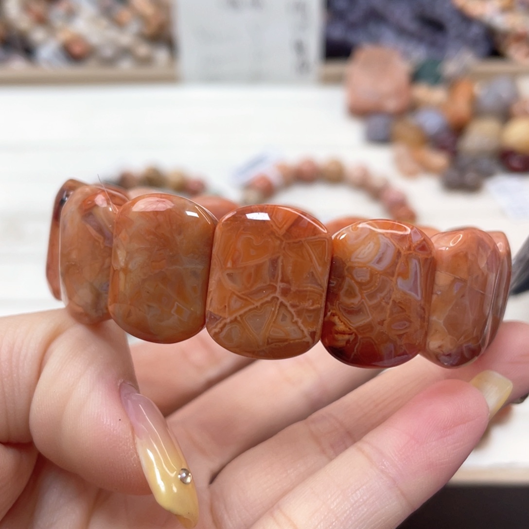 未镶嵌手串硅化玉鱼***画421