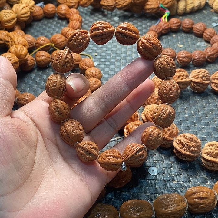 超***飞文玩核桃手串粗筋