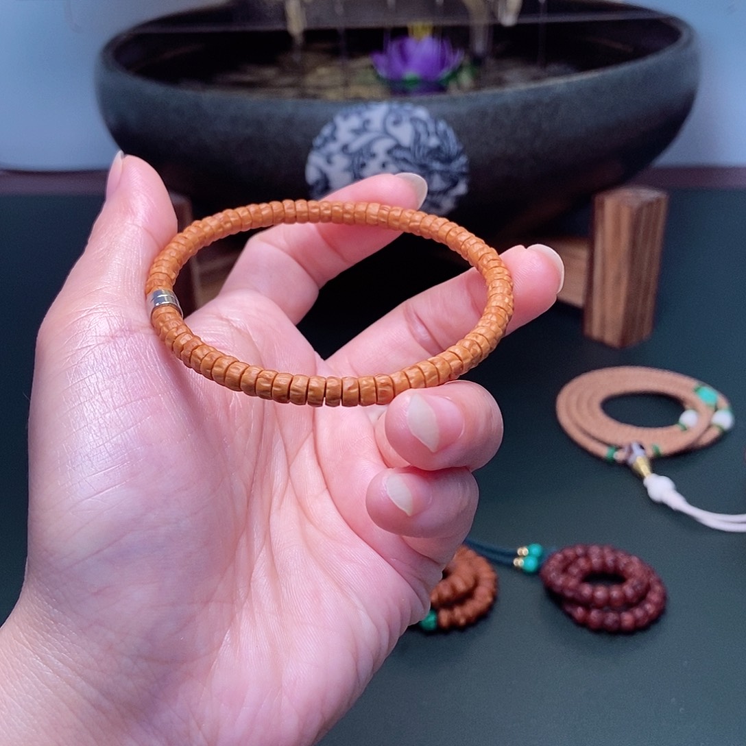 柏香籽/百香籽吊坠68.8