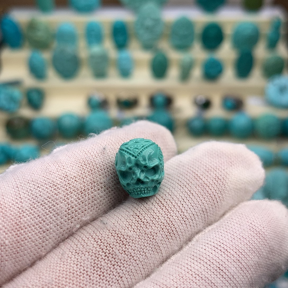 绿松石未镶嵌珠宝奇石