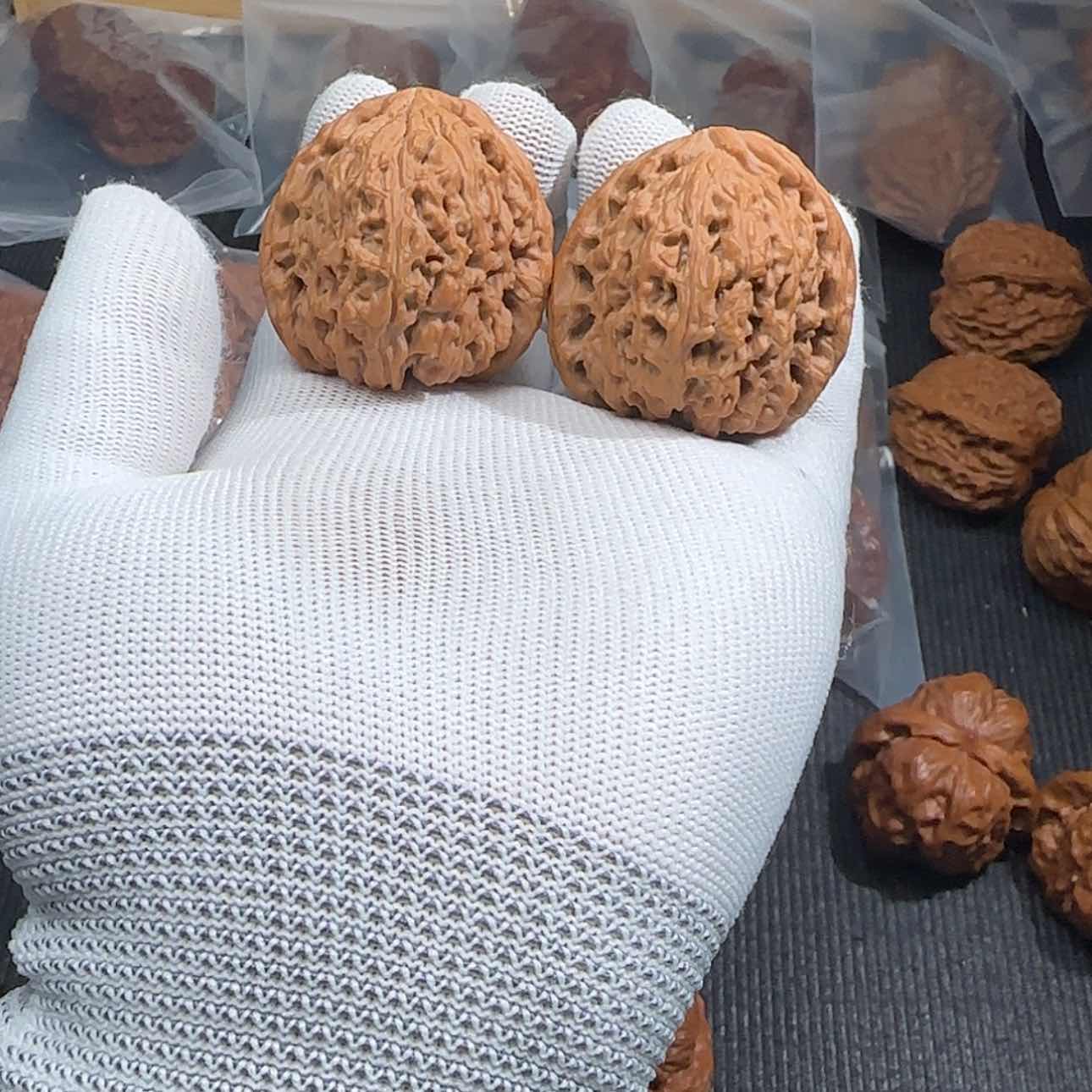 【闪购商品】文玩核桃把件铁*南疆