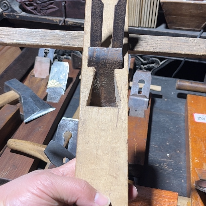 惜***缘刨子…………………………………………