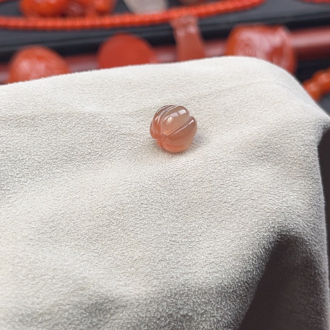 南红玛瑙未镶嵌手链