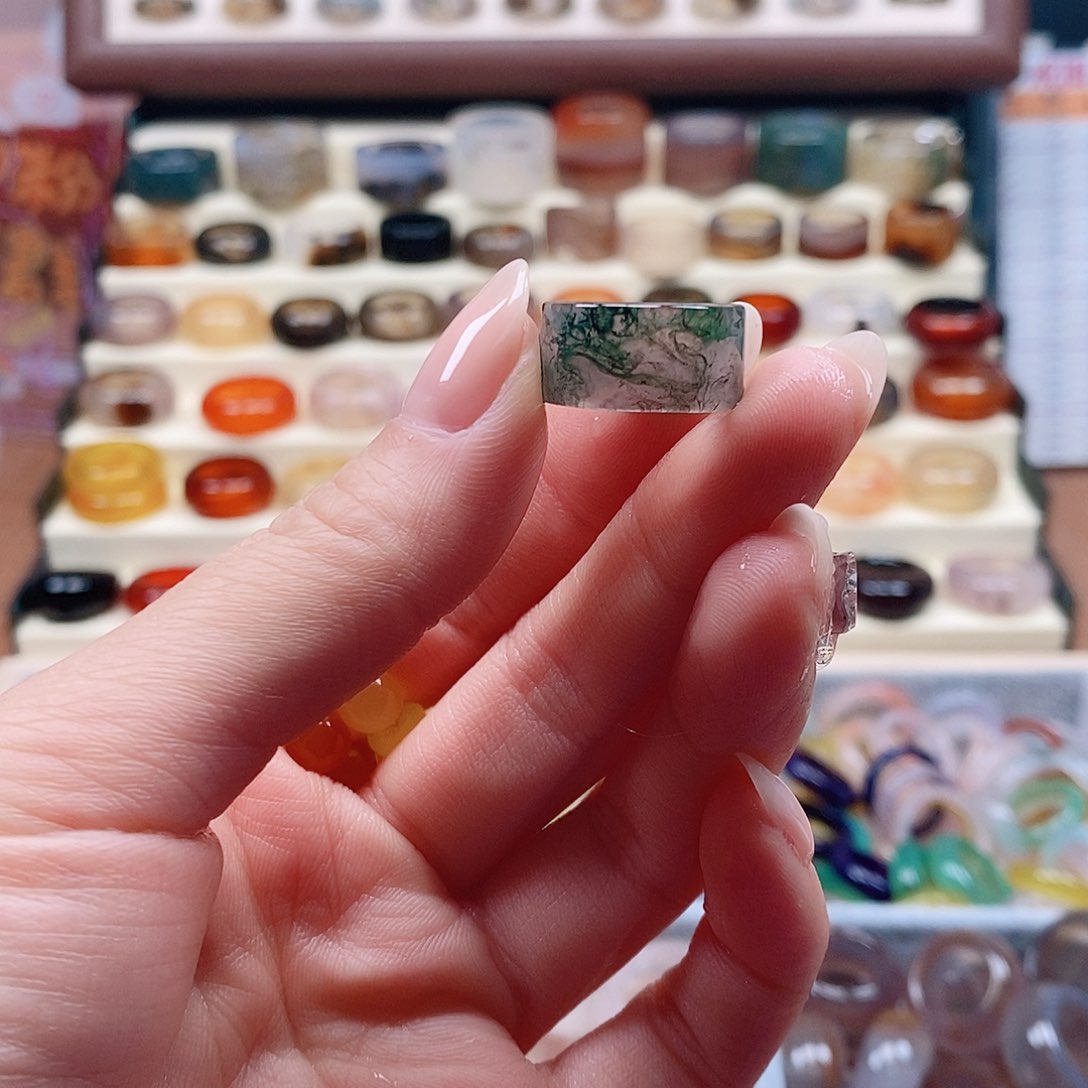 玛瑙/玉髓戒指未镶嵌孤**.