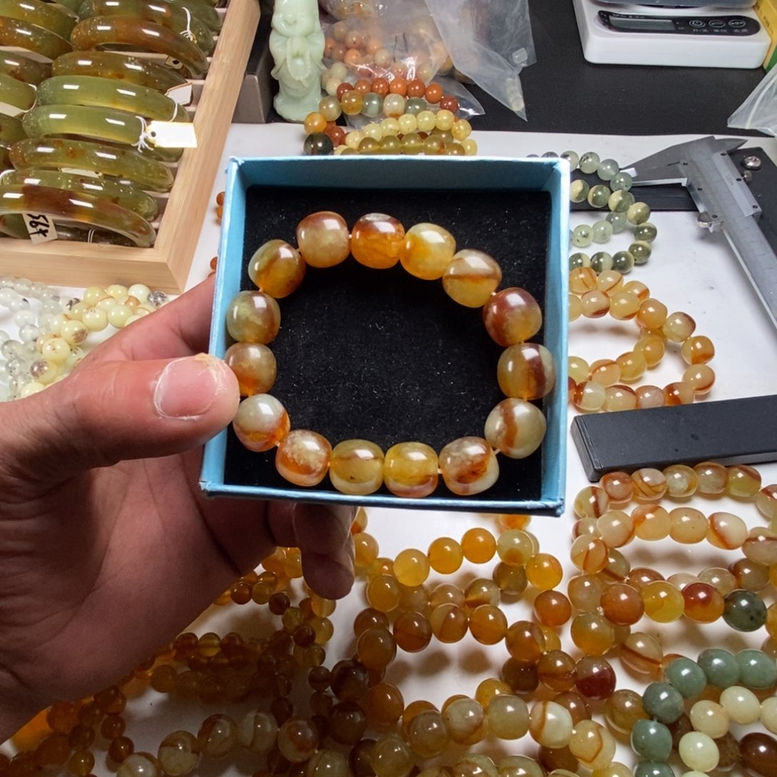 未镶嵌蛇纹石玉手链岫岩花玉卡14老型手串特价福利