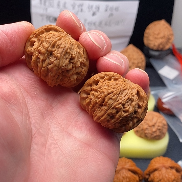 把件文玩核桃闪电购8