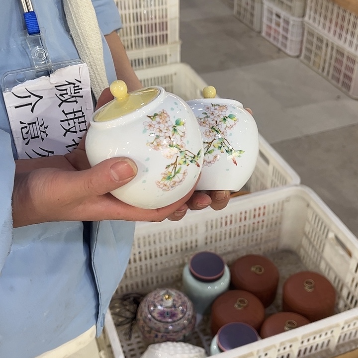 其他陶瓷茶叶摆件茶叶罐