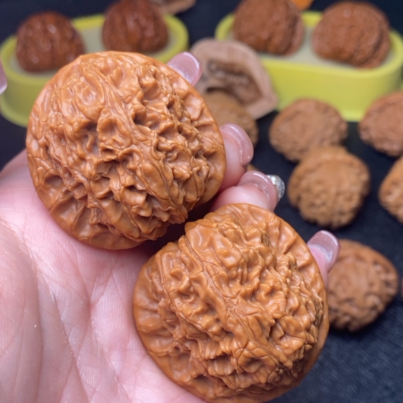 【闪购商品】文玩核桃把件752号水龙纹40