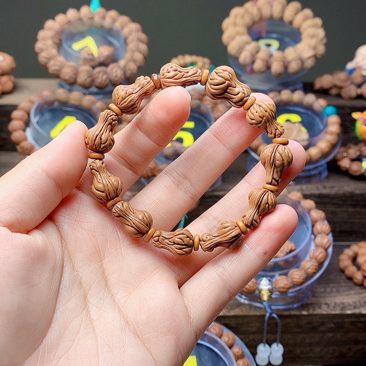 【闪购商品】文玩核桃吊坠新品葫芦