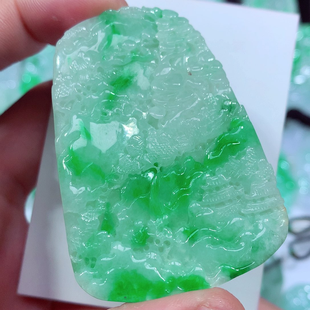 翡翠未镶嵌颈饰缅甸翡翠