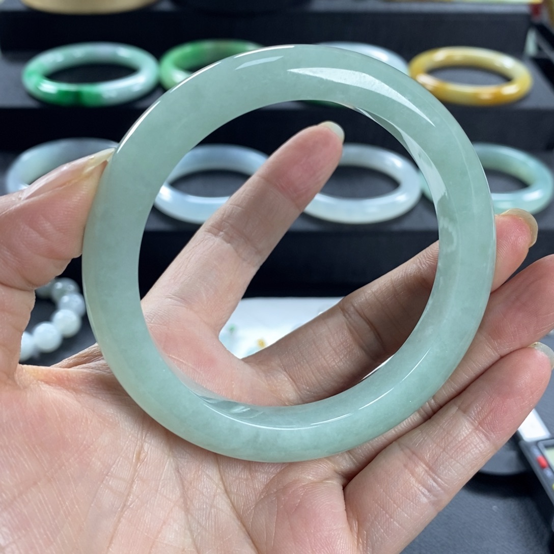 翡翠未镶嵌手镯天然翡翠手镯