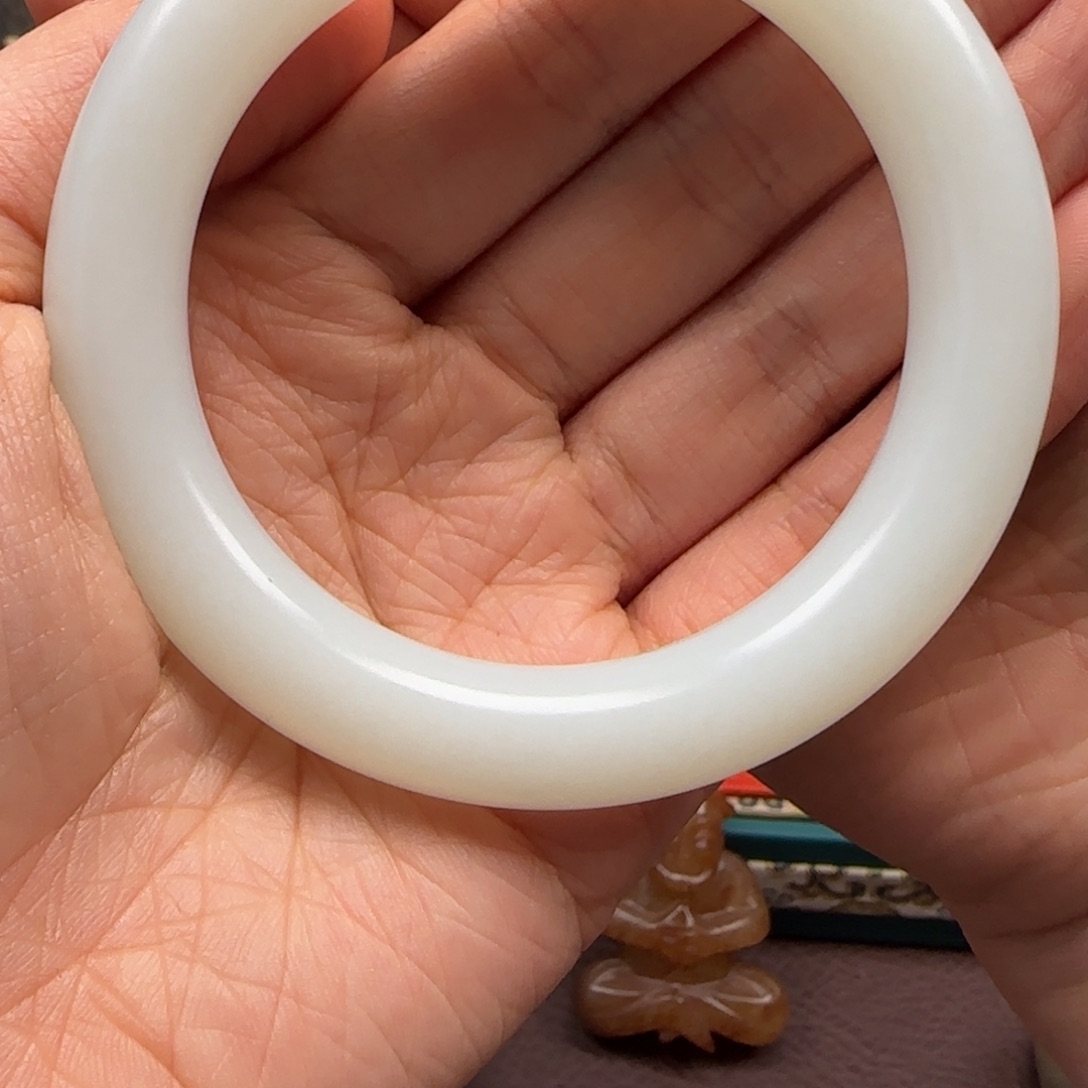 和田玉挂件未镶嵌明*