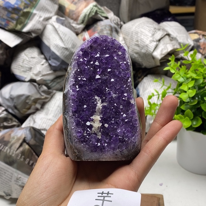 珠宝半成品水晶未镶嵌