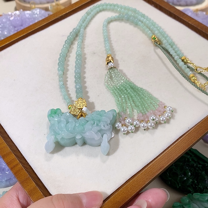 颈饰未镶嵌翡翠翡翠吊坠