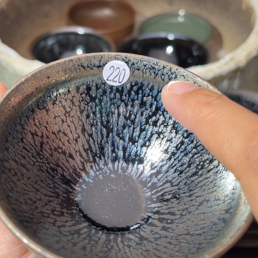 茶盏义兴龙窑坚持真柴烧微瑕