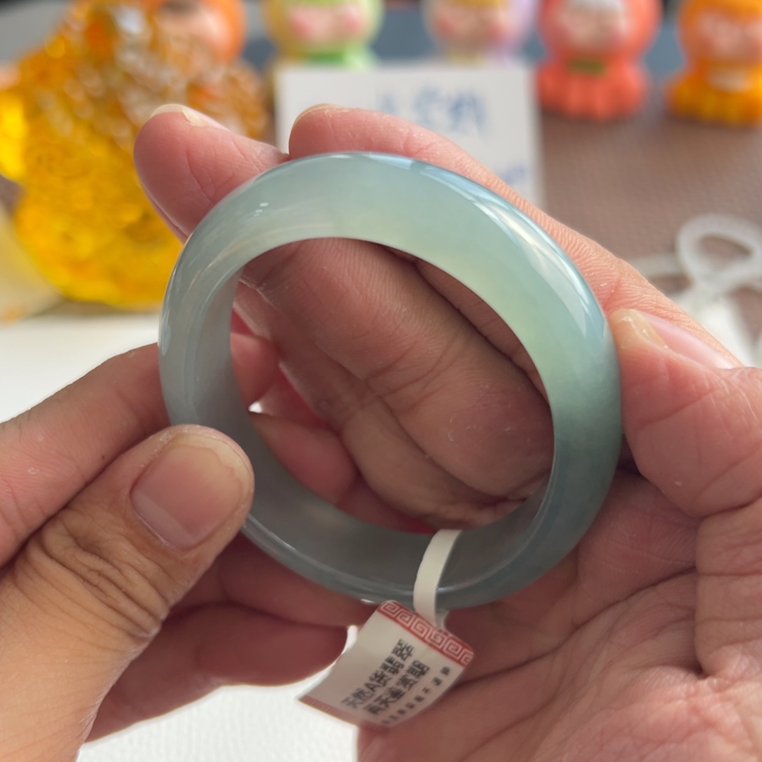 翡翠未镶嵌手镯28号 54.5贵妃