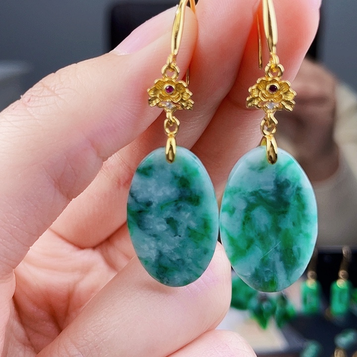 翡翠耳饰未镶嵌饰品