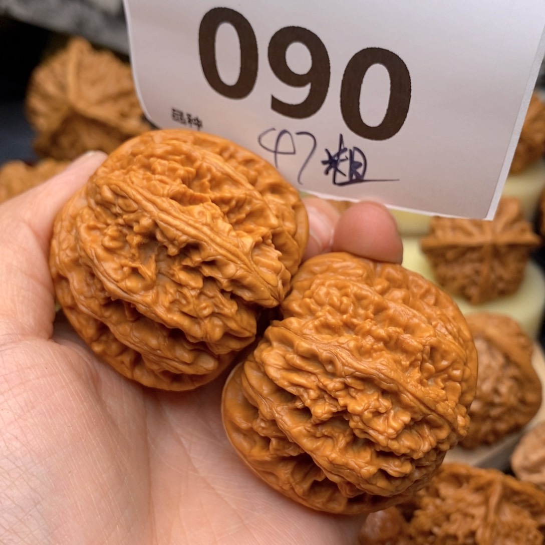 文玩核桃把件090号47粗筋