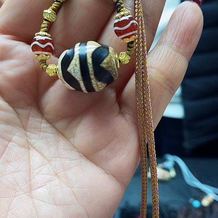 玛瑙/玉髓颈饰合金