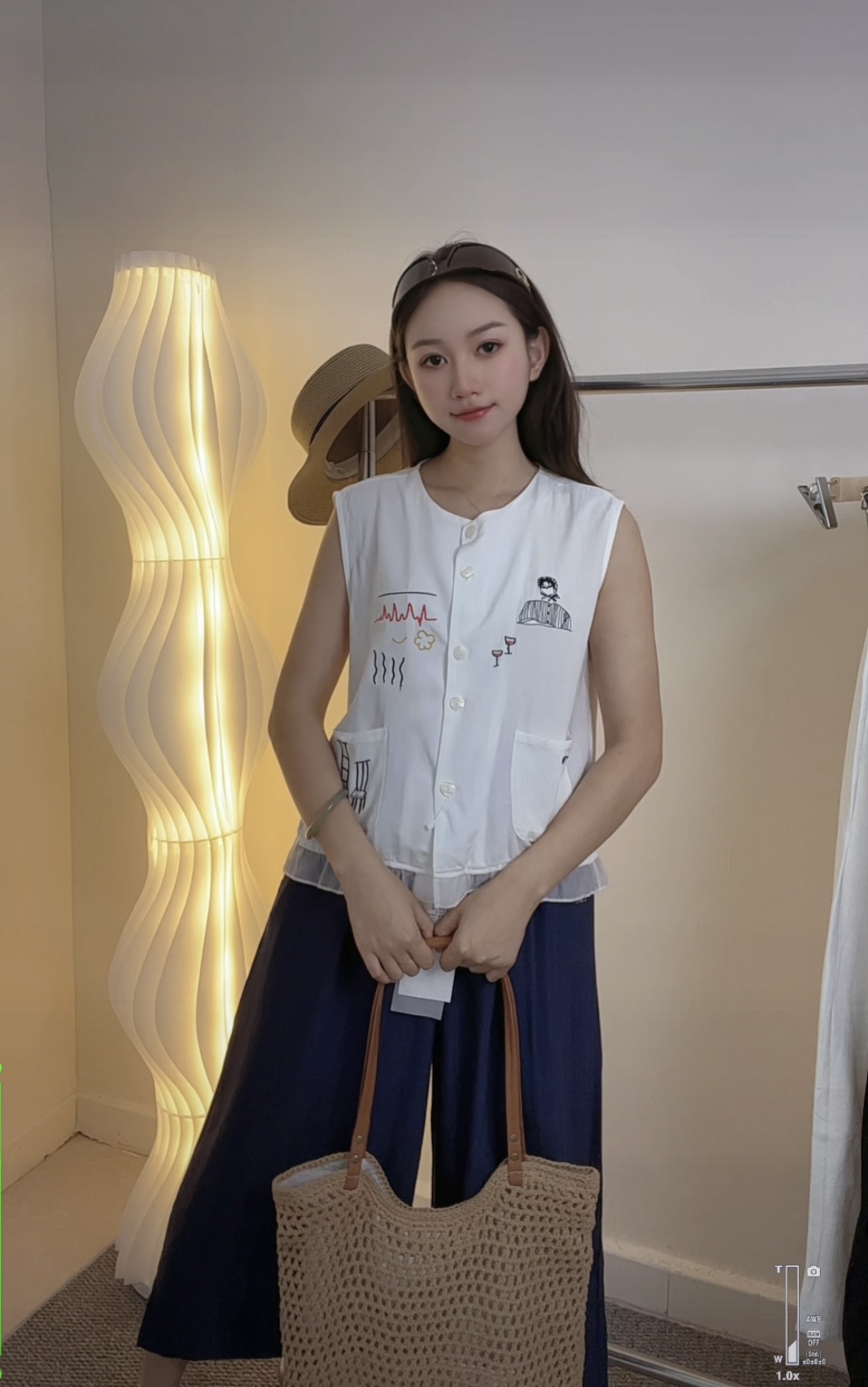 2025新款时尚马夹百搭小众设计款刺绣蕾丝边