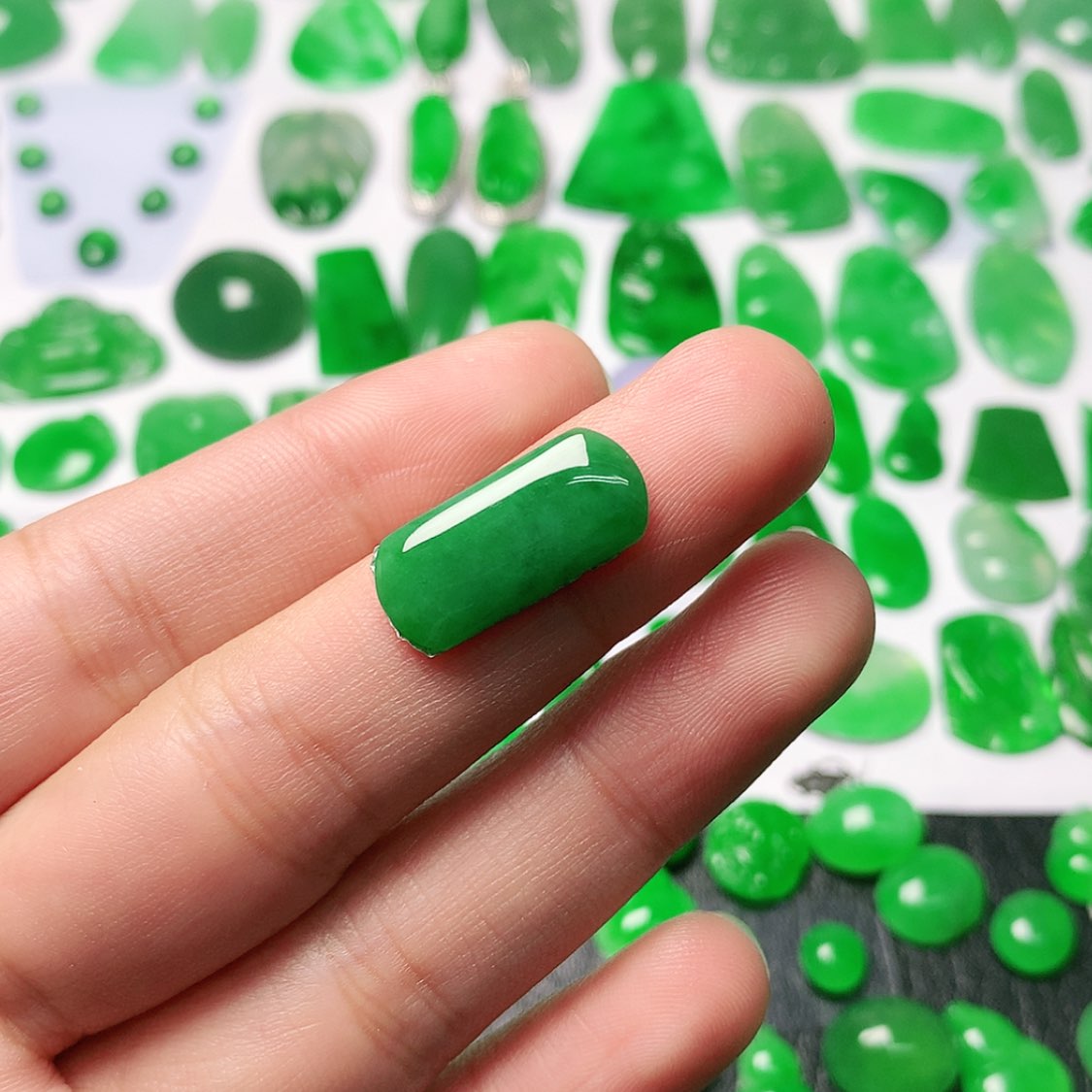 【闪购商品】翡翠颈饰未镶嵌翡翠