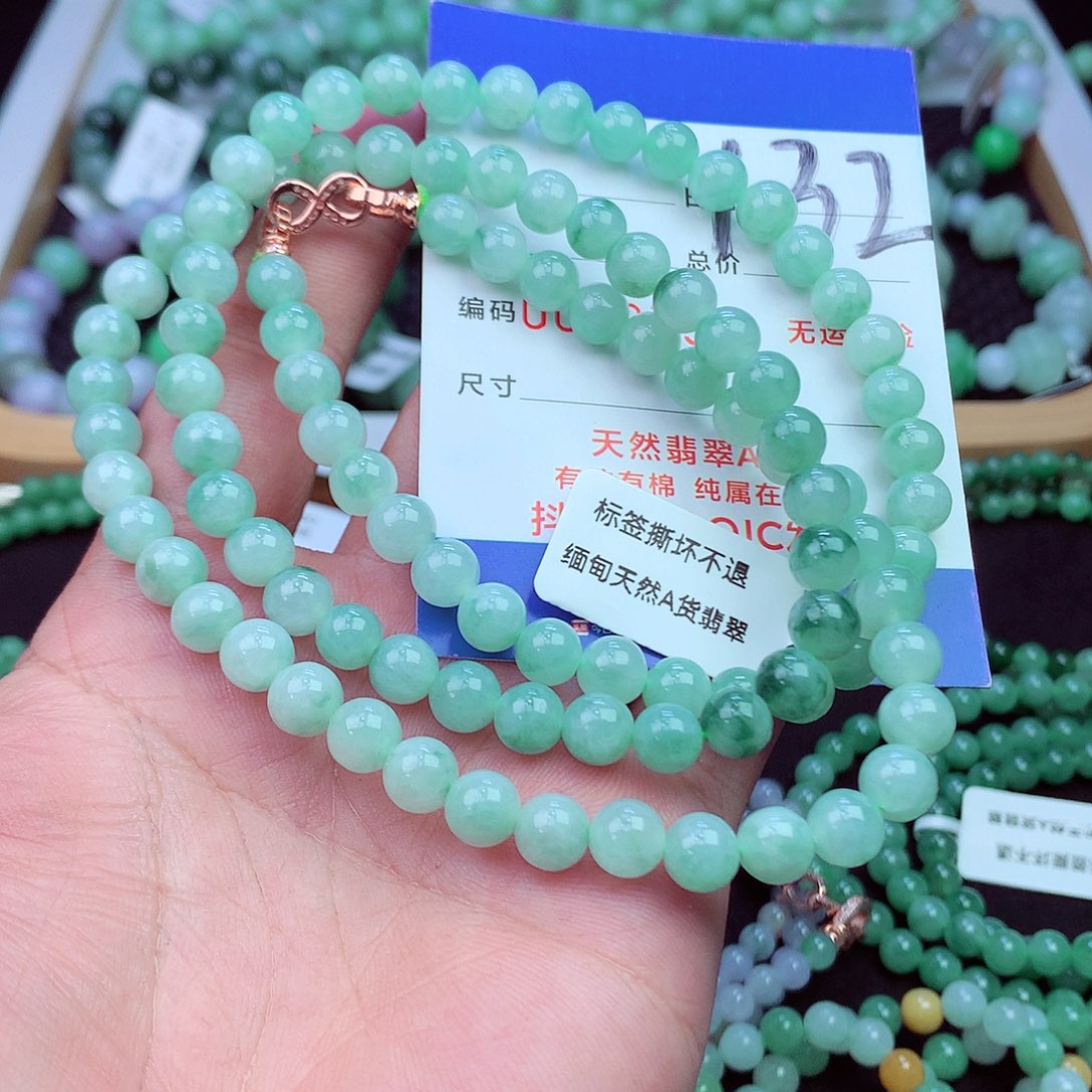 翡翠未镶嵌毛衣链