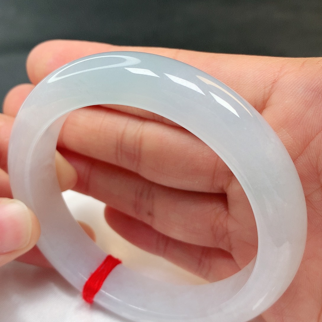 翡翠手镯未镶嵌333号