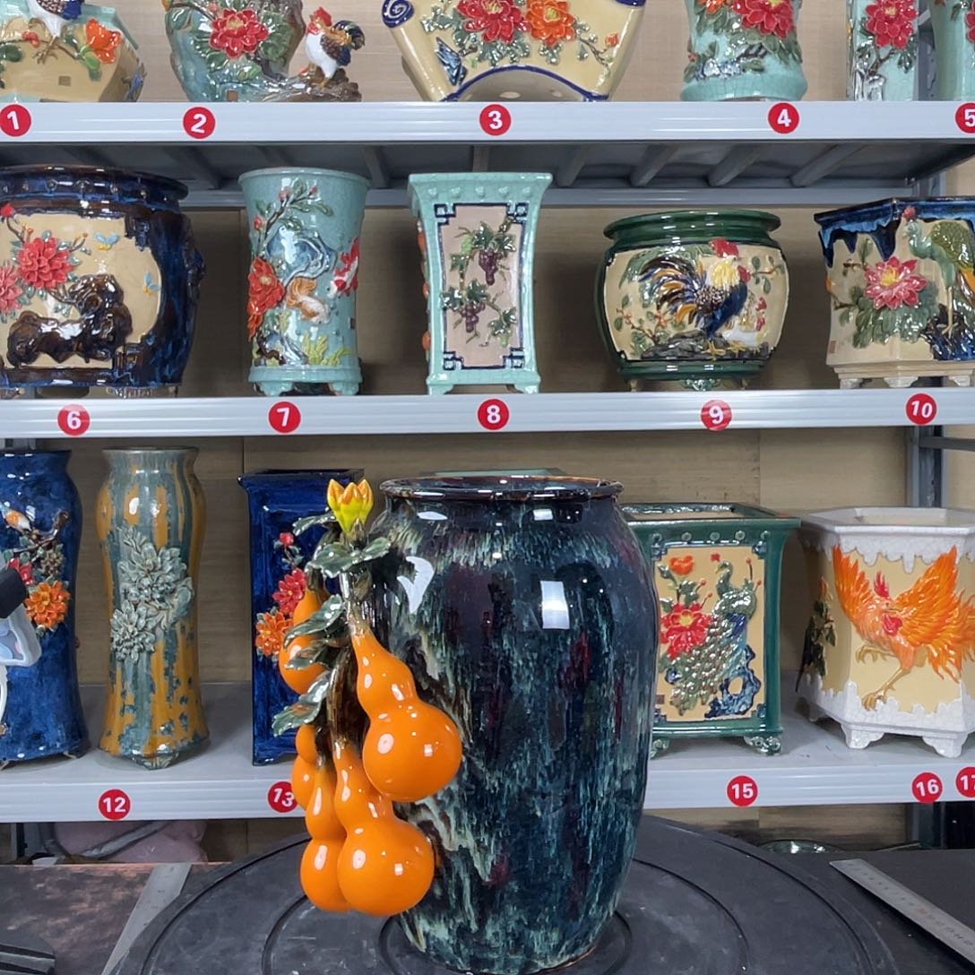 石湾花瓶内口11内深 23