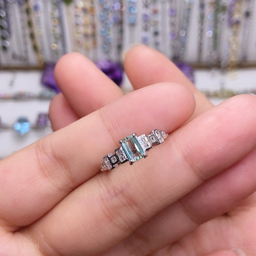 怎***呢碧玺戒指银S925镶嵌