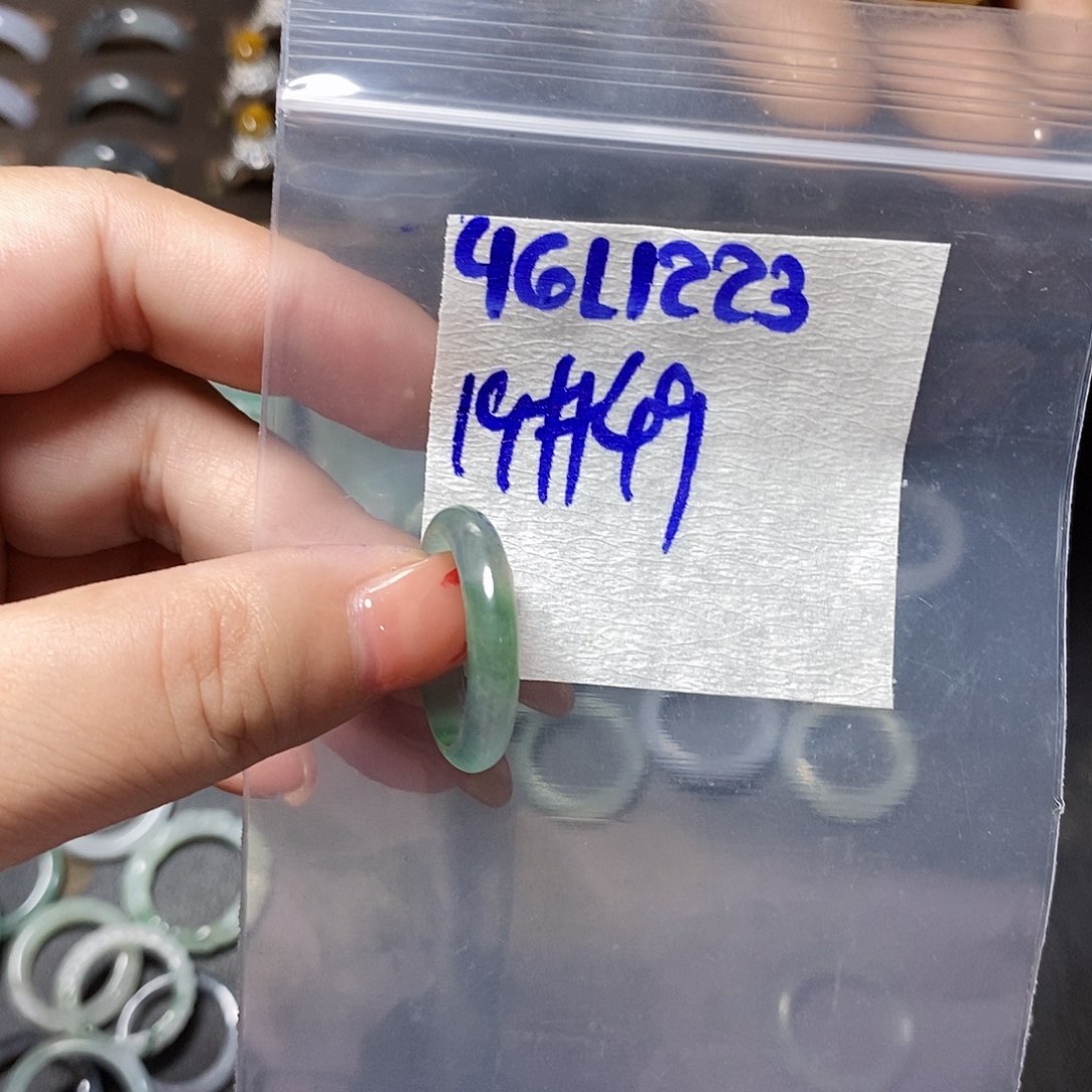 未镶嵌定制翡翠翡翠