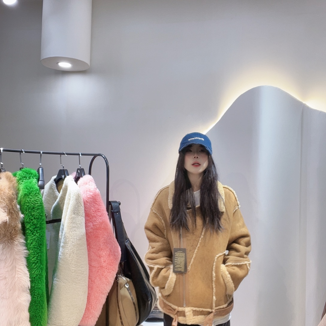 真皮皮毛一体外套520 135斤内