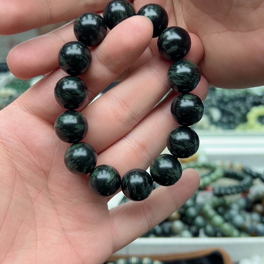 和田玉手串未镶嵌