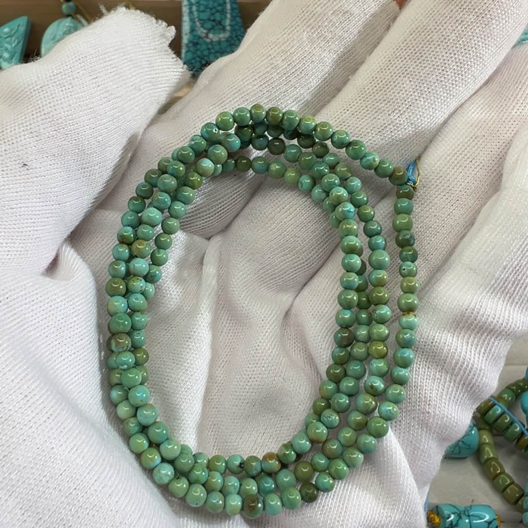 绿松石配饰未镶嵌