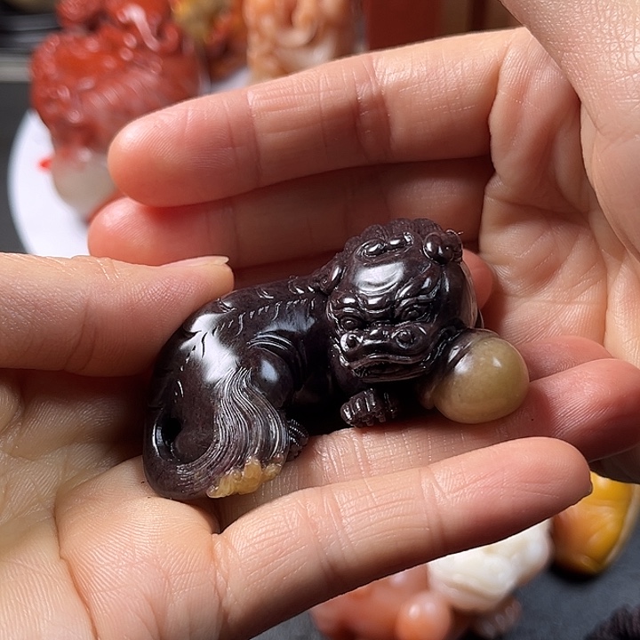 有***猫寿山石手把件把玩件