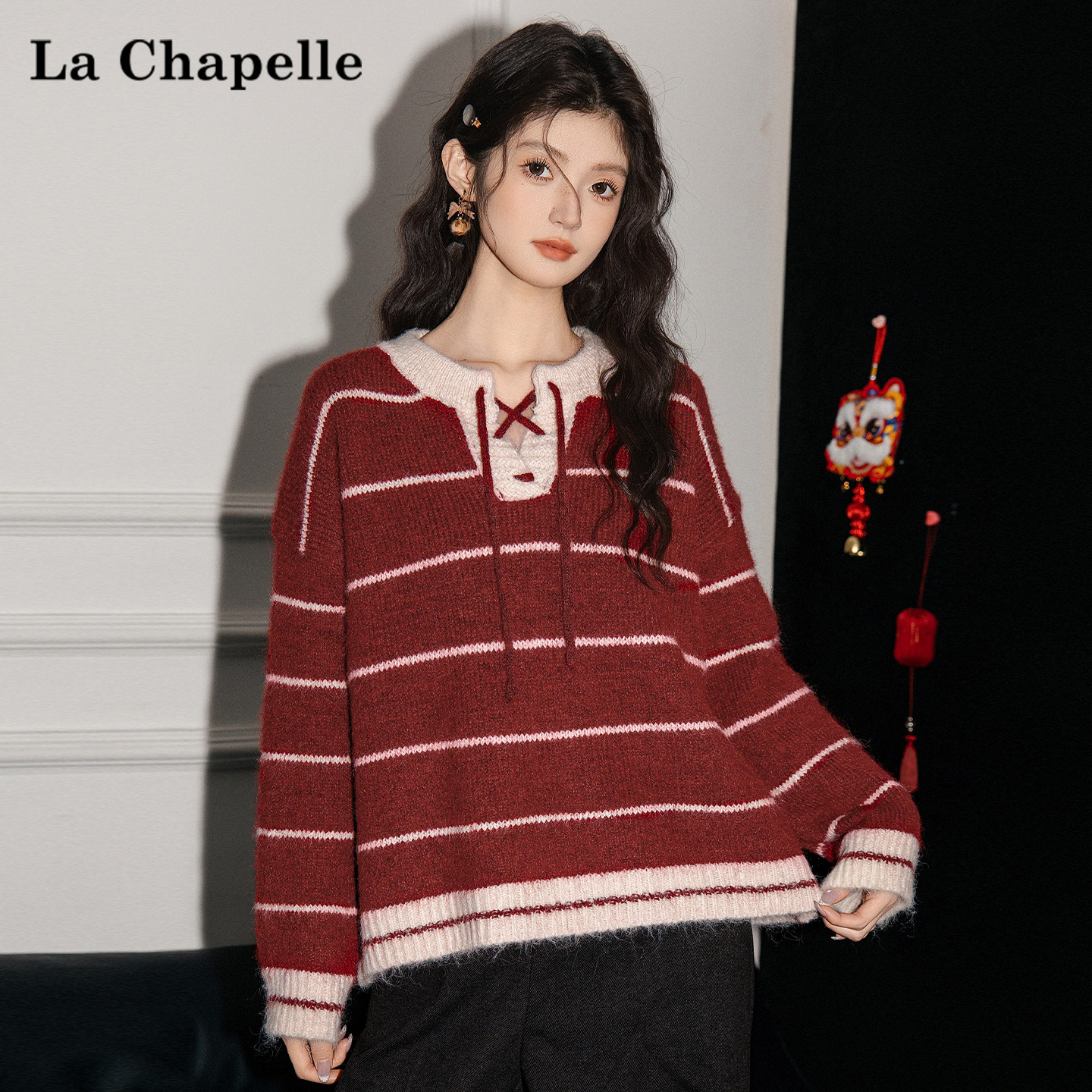 拉夏贝尔慵懒条纹系带针织衫女冬季新款圣诞新年穿搭毛衣内搭上衣