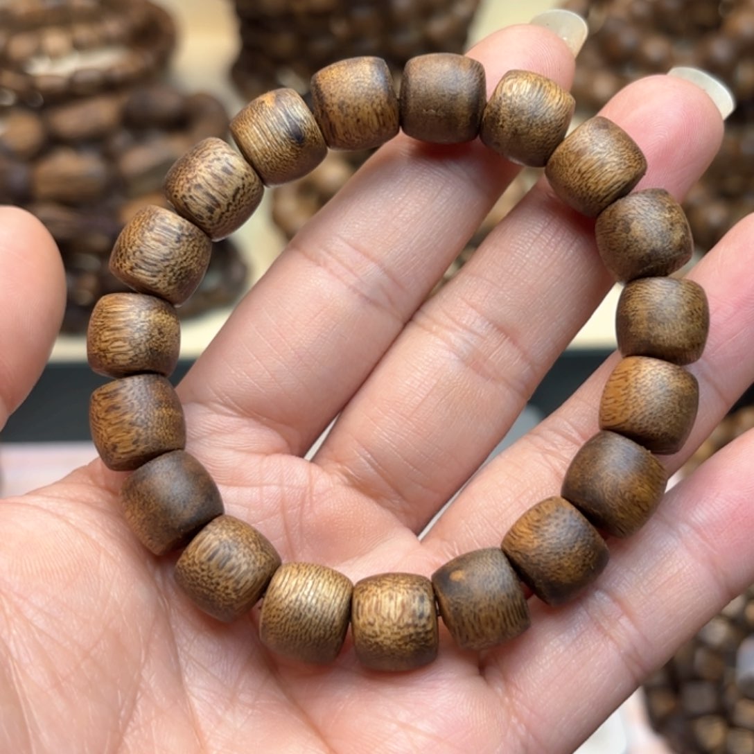 沉香手串炸****r古珠单圈多样性发一